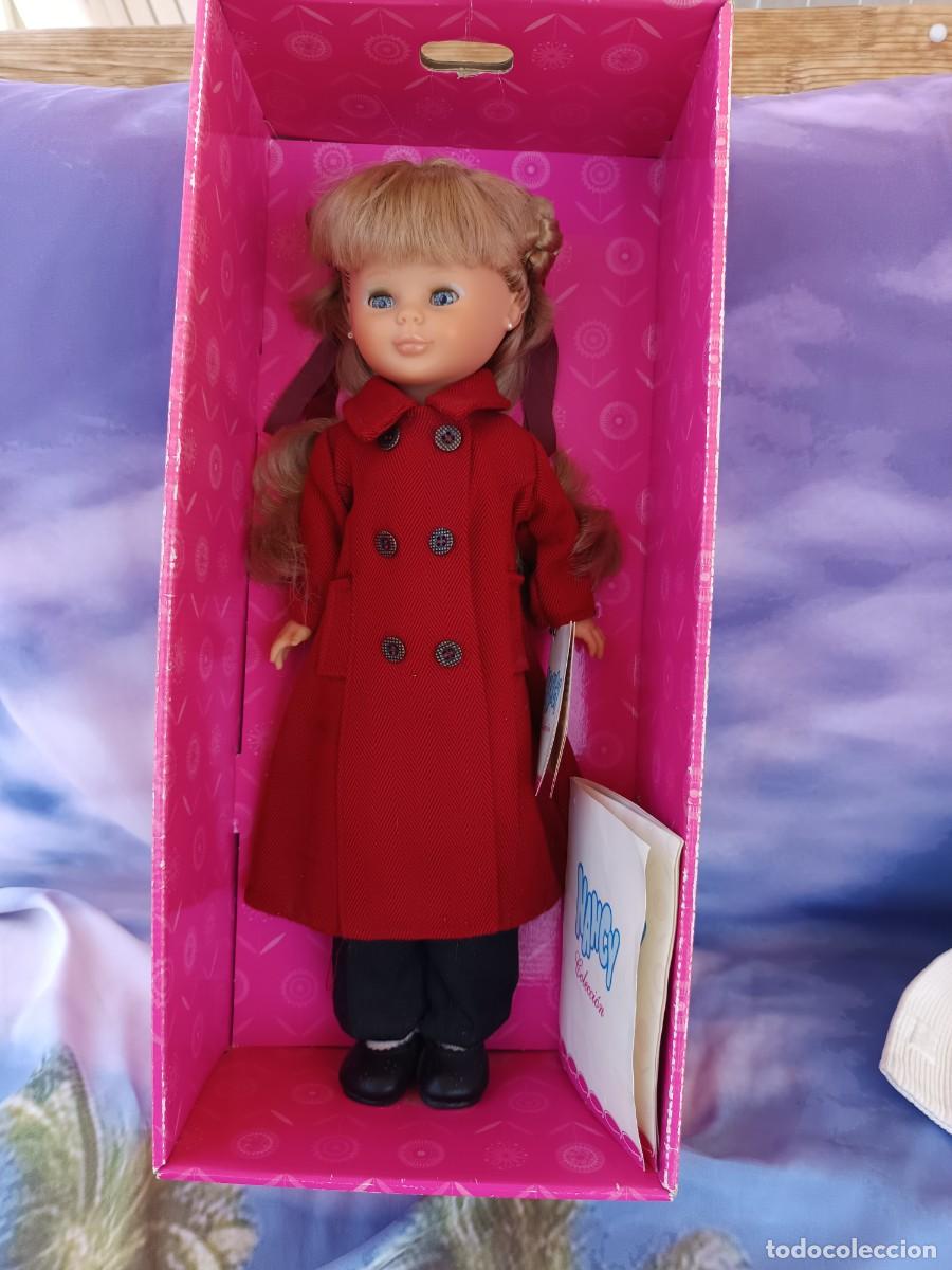Mu&ntilde;ecas Nancy y Lucas: Nancy Colecci&oacute;n &rdquo;Abrigo de Paseo&rdquo; de Famosa (Quir&oacute;n) cat&aacute;logo y caja original (sin tapa)