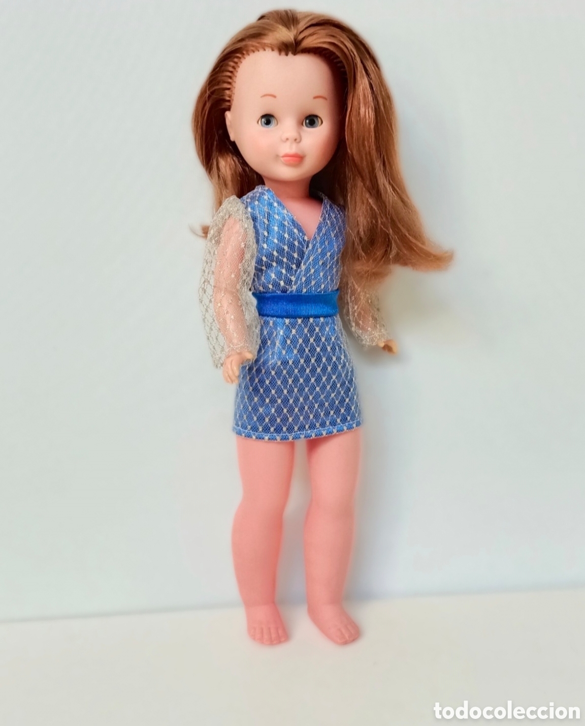 Mu&ntilde;ecas Nancy y Lucas: Conjunto Daypa chaqueta y falda azul con encaje dorado v&aacute;lido para Nancy a&ntilde;os 80 90