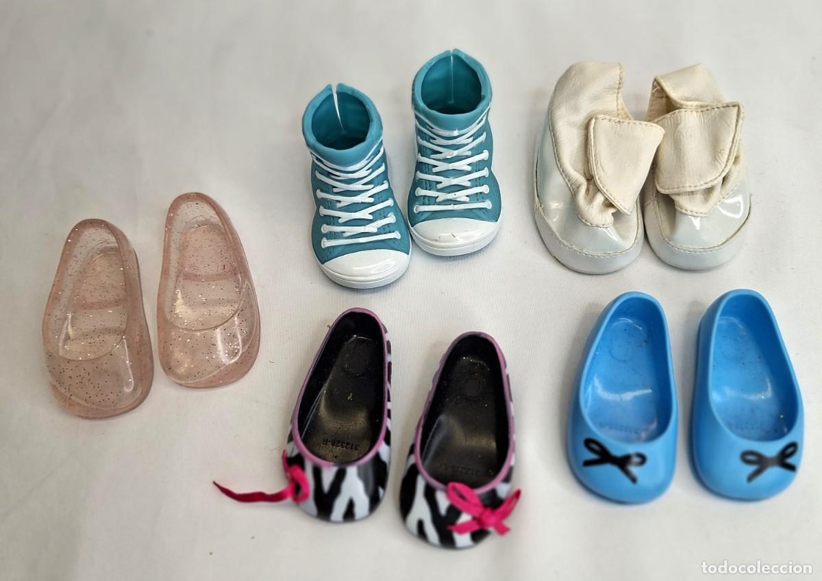 Mu&ntilde;ecas Nancy y Lucas: LOTE DE 5 PARES DE ZAPATOS NANCY NEW.