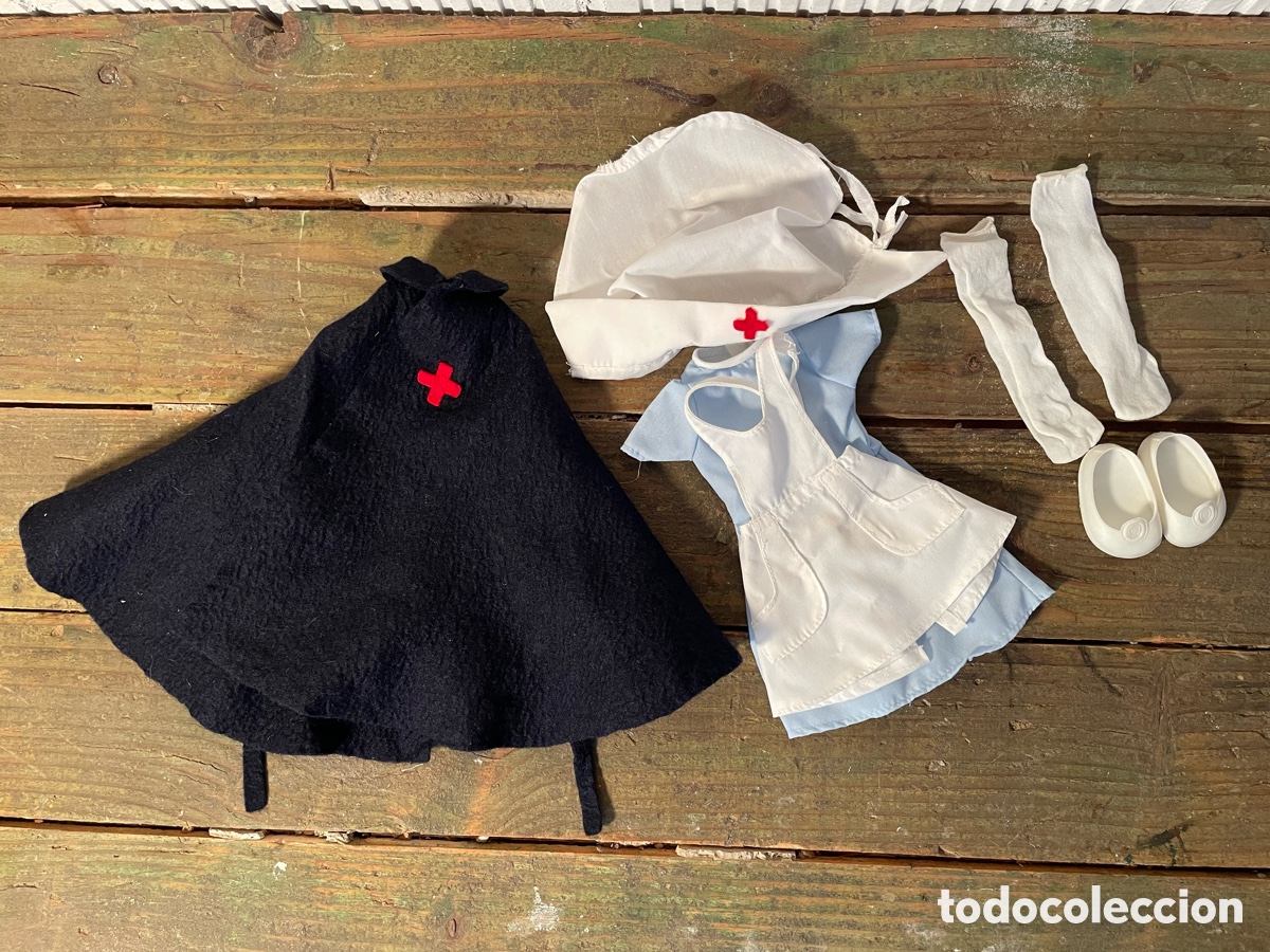 Mu&ntilde;ecas Nancy y Lucas: CONJUNTO ENFERMERA NANCY DE FAMOSA. ORIGINAL A&Ntilde;OS 70