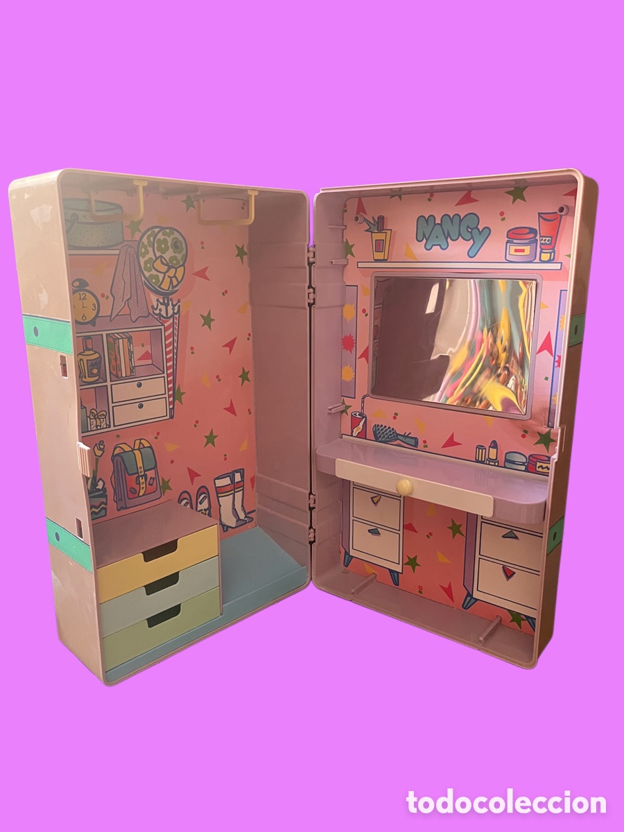 Mu&ntilde;ecas Nancy y Lucas: Maleta Armario Nancy A&ntilde;os 80