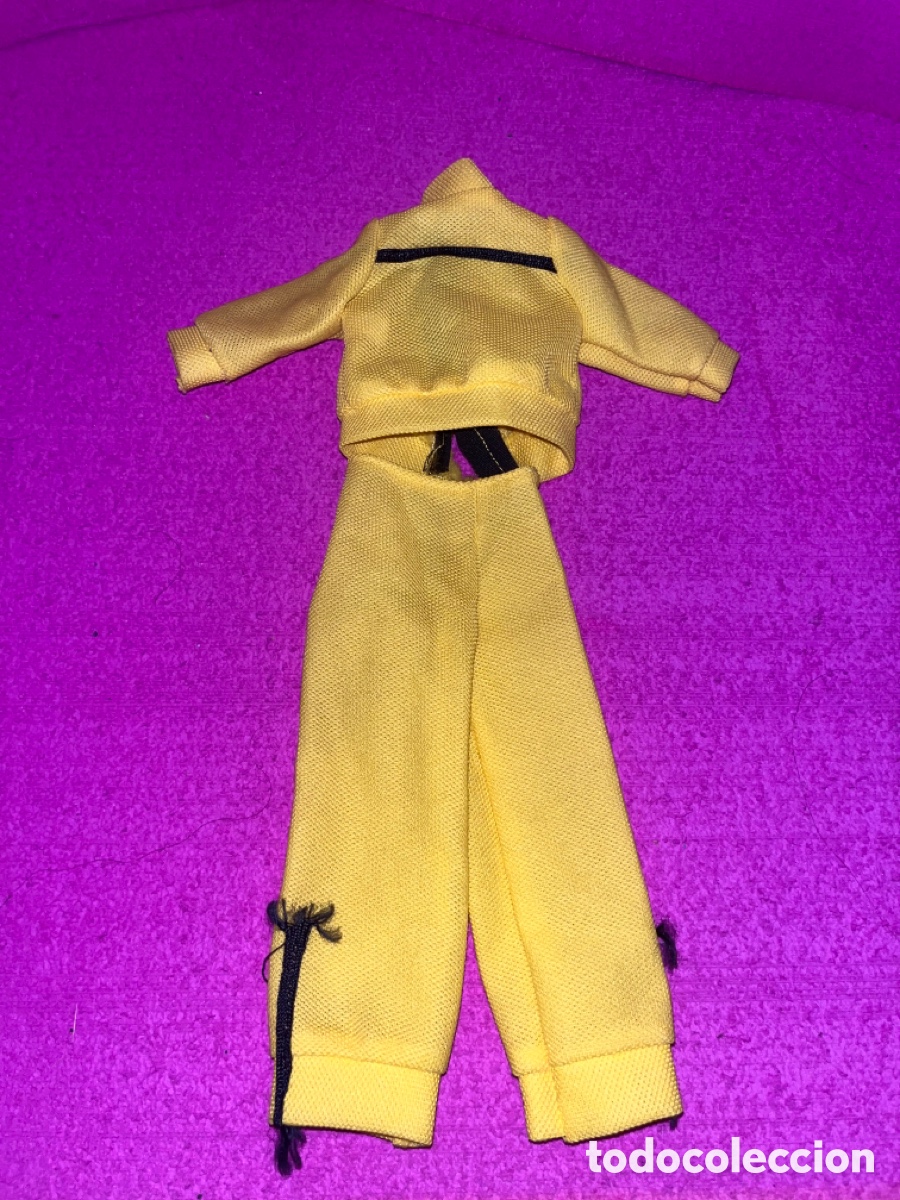 Mu&ntilde;ecas Nancy y Lucas: Conjunto Ropa Mu&ntilde;eca Lesly Famosa 70s Amarillo