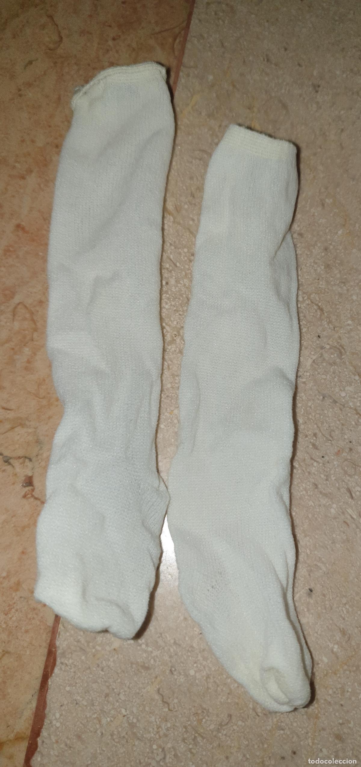 Mu&ntilde;ecas Nancy y Lucas: CALCETINES DE NANCY ALTOS COLOR BLANCO