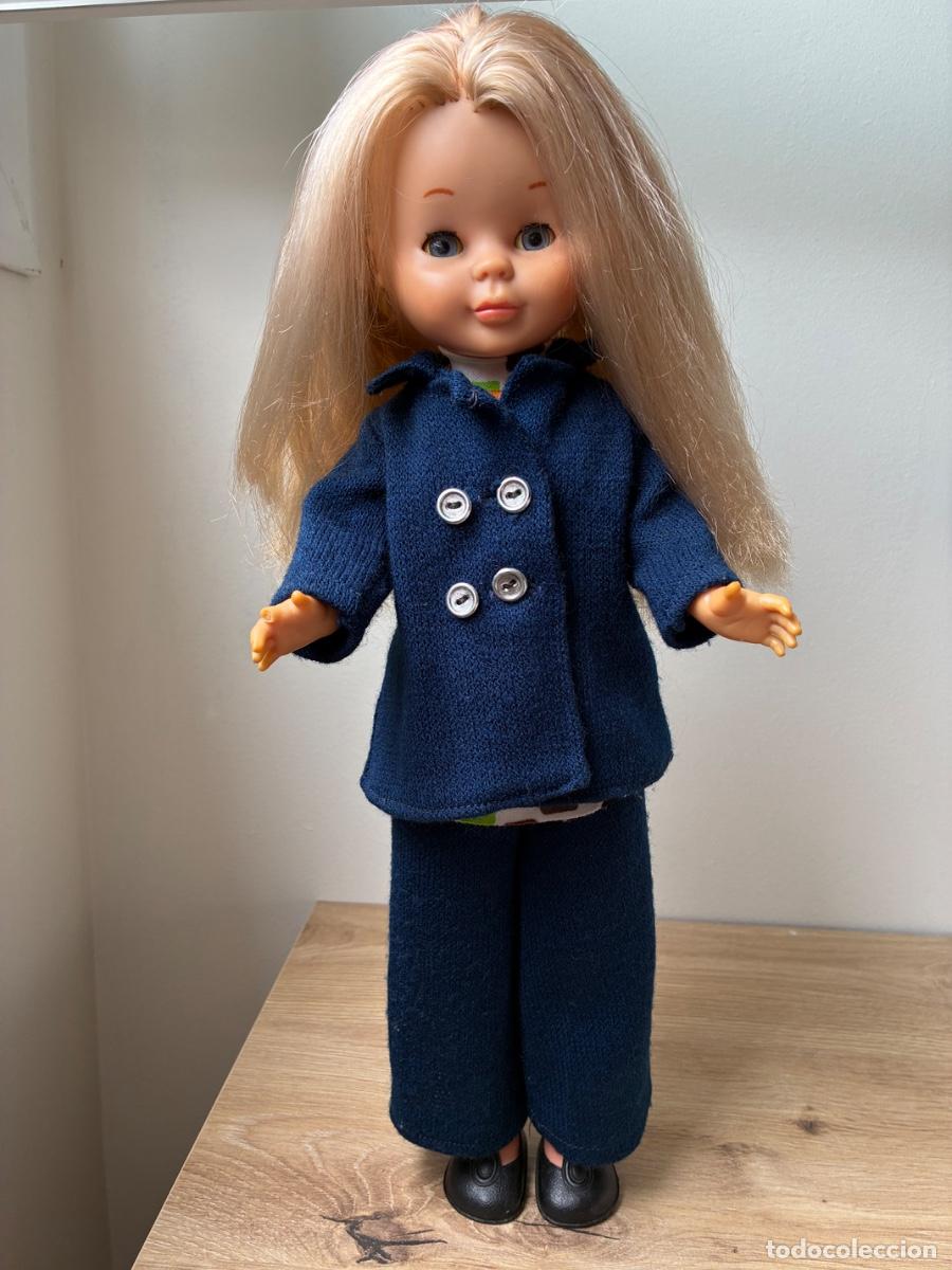 Poup&eacute;es Nancy et Lucas: Nancy Famosa 1972 perfecta - pelo sedoso - conjunto pantal&oacute;n n7 - dedos separados