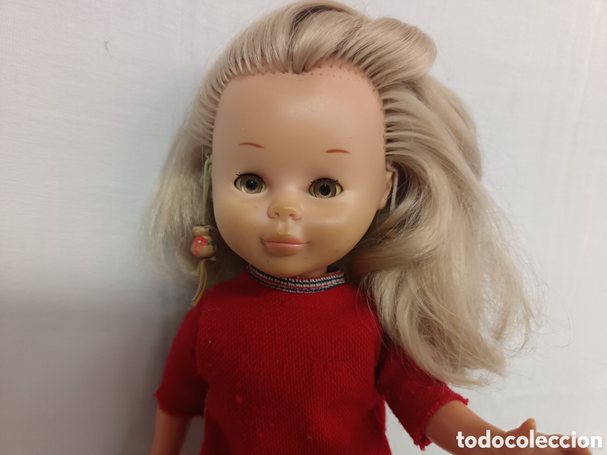 Poup&eacute;es Nancy et Lucas: NANCY, A&Ntilde;OS 70, OJOS MARGARITA CON ACCESORIOS