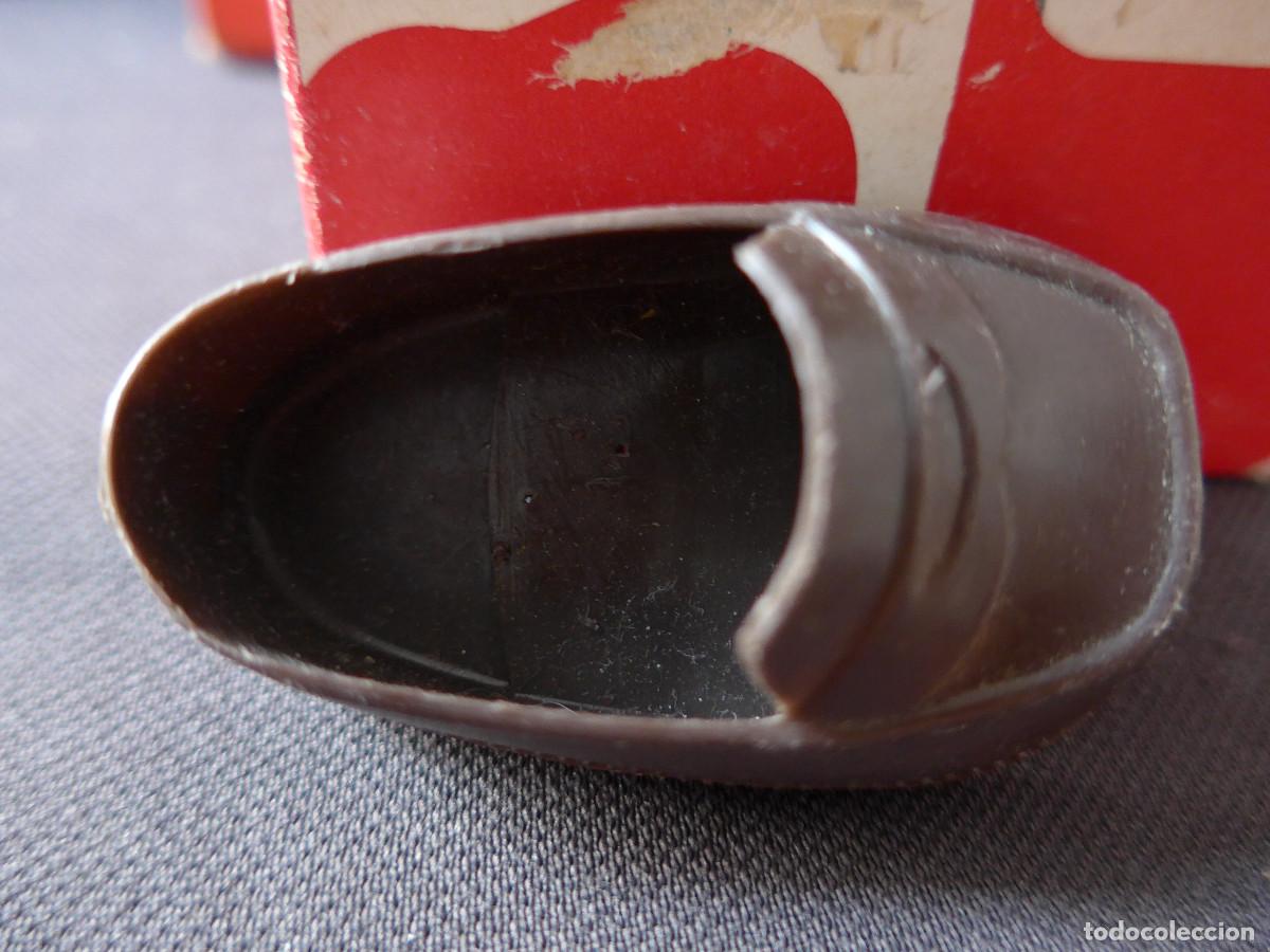 Mu&ntilde;ecas Nancy y Lucas: ZAPATO MARRON PARA NANCY DE FAMOSA