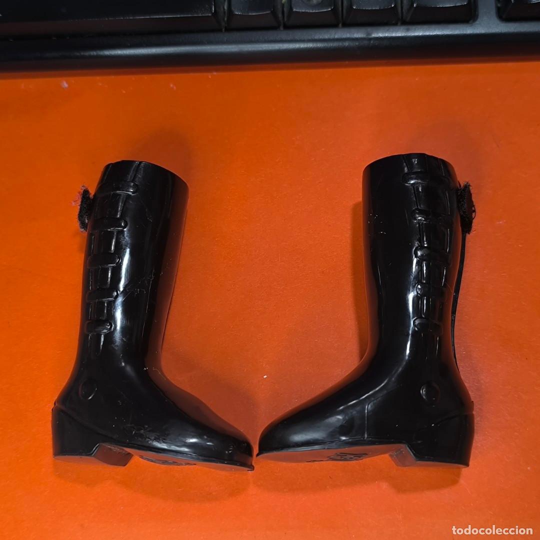 Mu&ntilde;ecas Nancy y Lucas: 001733JUG-botas negras para nancy - Foto 3