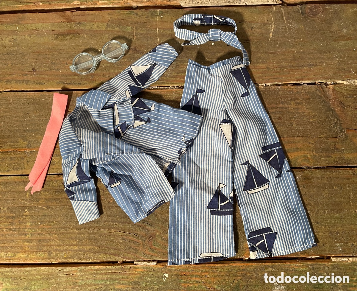 Mu&ntilde;ecas Nancy y Lucas: CONJUNTO MALLORCA NANCY COMPLETO. GAFAS, CINTUR&Oacute;N, FULAR, PANTAL&Oacute;N Y CAMISA. ORIGINAL