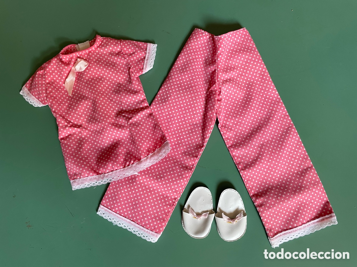 Mu&ntilde;ecas Nancy y Lucas: PIJAMA ROSA CON TOPOS DE NANCY. ORIGINAL