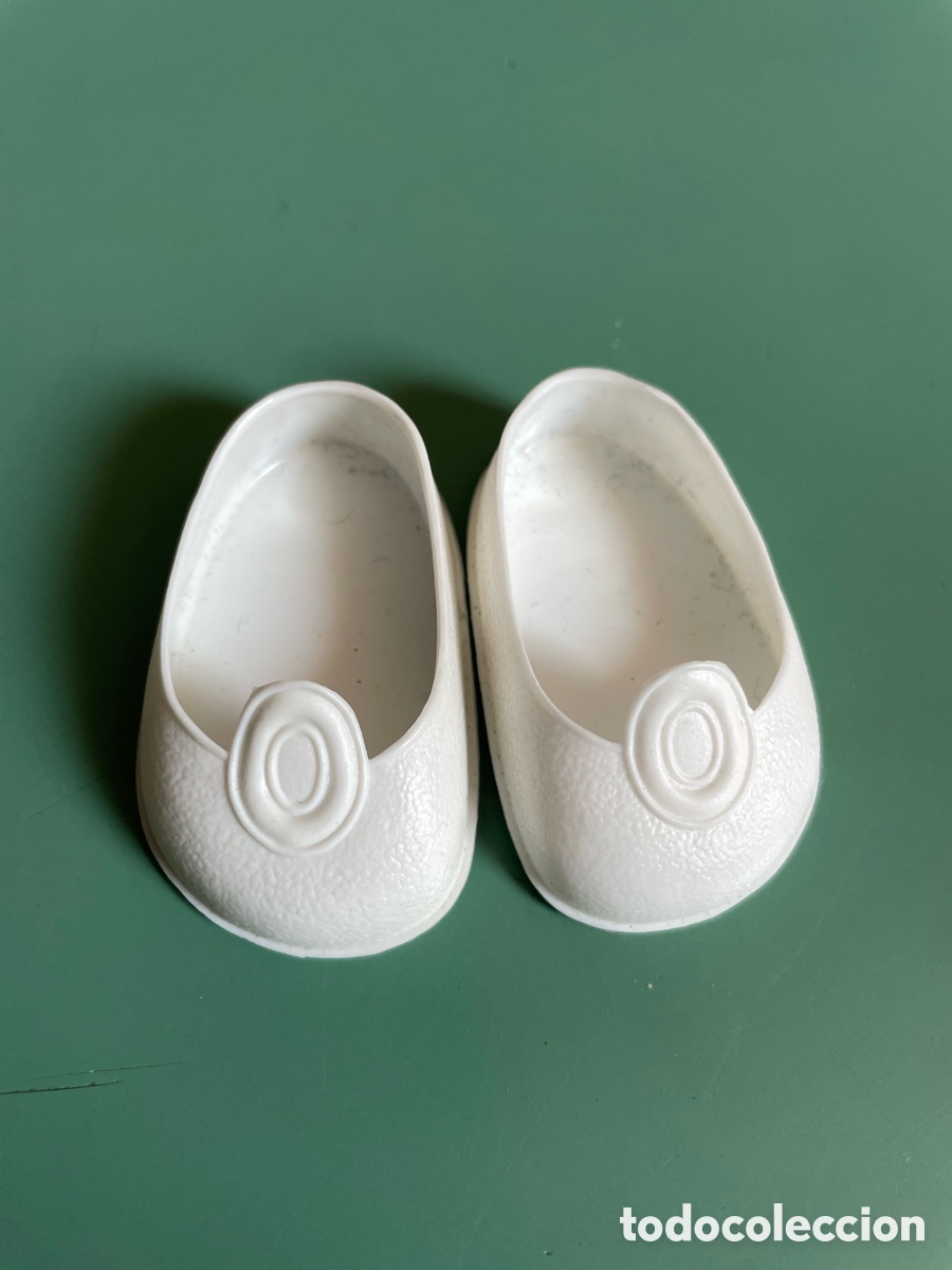 Mu&ntilde;ecas Nancy y Lucas: ZAPATOS BOT&Oacute;N PARA NANCY EN BLANCO. ORIGINAL