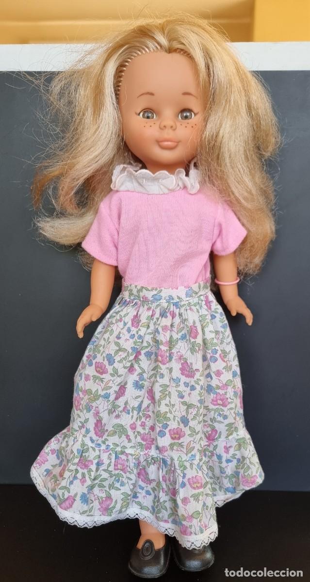 Mu&ntilde;ecas Nancy y Lucas: MU&Ntilde;ECA NANCY EL OJO IZQUIERDO CON ALGUN DEFECTO NO ACABA DE ABRIR DEL TODO