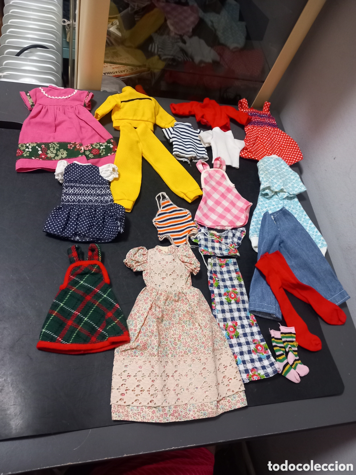 Mu&ntilde;ecas Nancy y Lucas: NANCY LESLY GRAN LOTE DE VESTIDOS Y CONJUNTOS A&Ntilde;OS 70 ORIGINALES