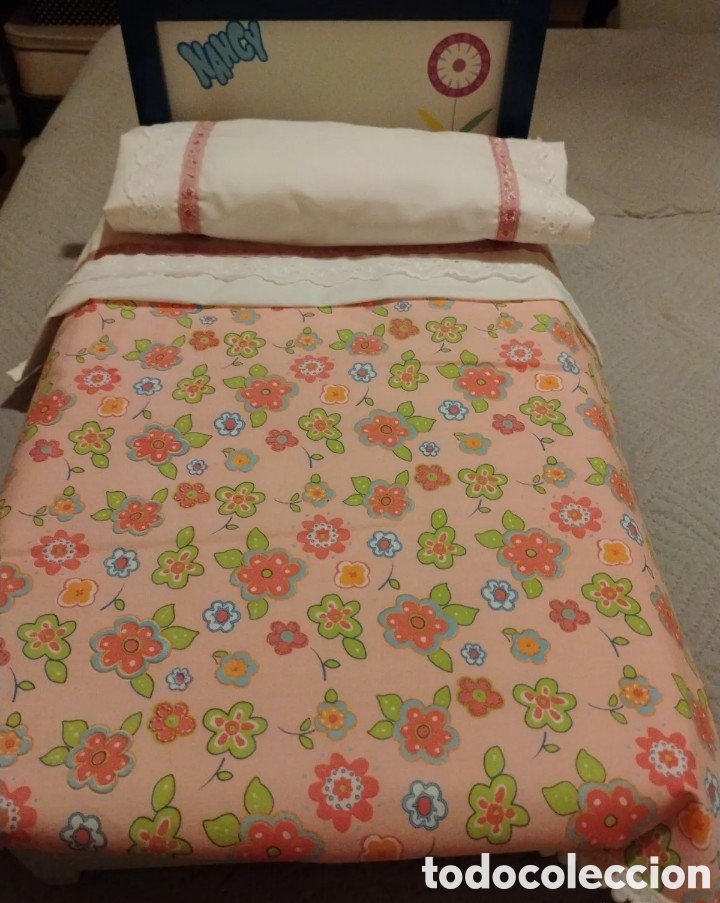 Mu&ntilde;ecas Nancy y Lucas: Cama de madera Nancy Colecci&oacute;n (Famosa / Quir&oacute;n) - &iexcl;Completa!