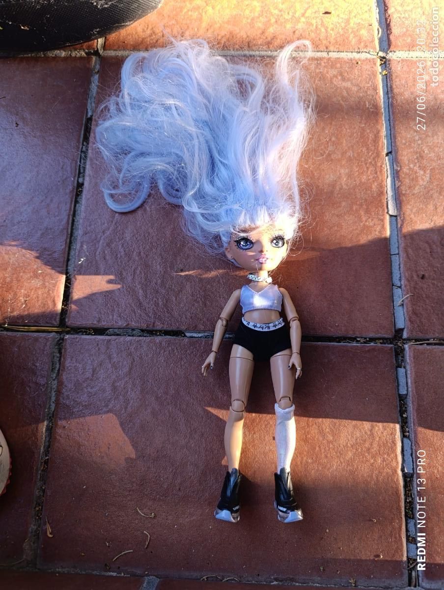 Mu&ntilde;ecas Nancy y Lucas: MU&Ntilde;ECA DIVAS SERIE 1. MGA 2022.