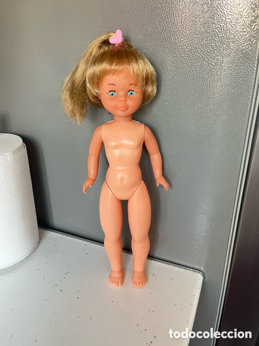 Mu&ntilde;ecas Nancy y Lucas: Dif&iacute;cil Nancy de Famosa, casta&ntilde;a, con pelo corto y coleta a&ntilde;os 80