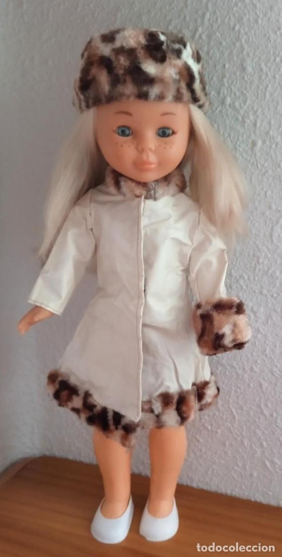 Mu&ntilde;ecas Nancy y Lucas: ABRIGO INVIERNO NANCY CON TURBANTE Y MANGUITO-A&Ntilde;OS 70