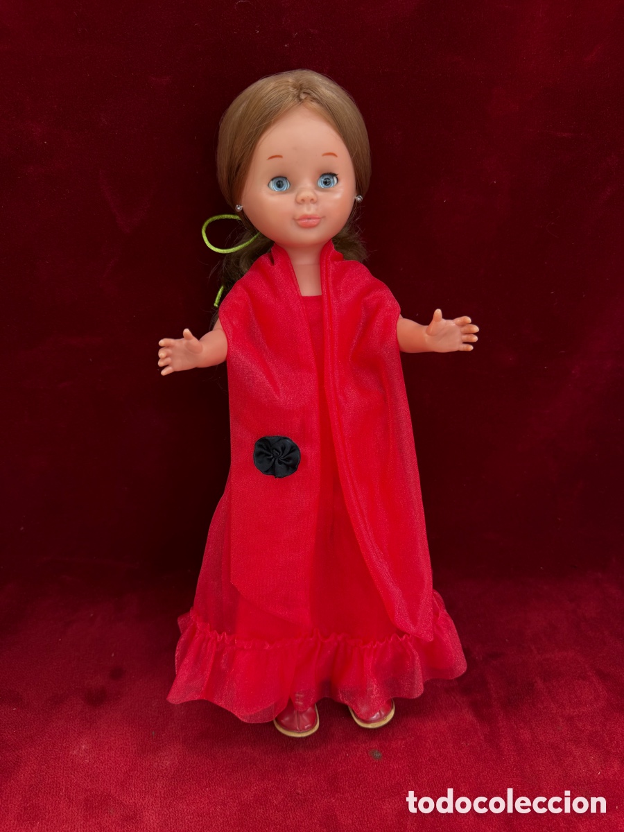 Mu&ntilde;ecas Nancy y Lucas: Antigua mu&ntilde;eca Nancy de Famosa,vestido de Gala!