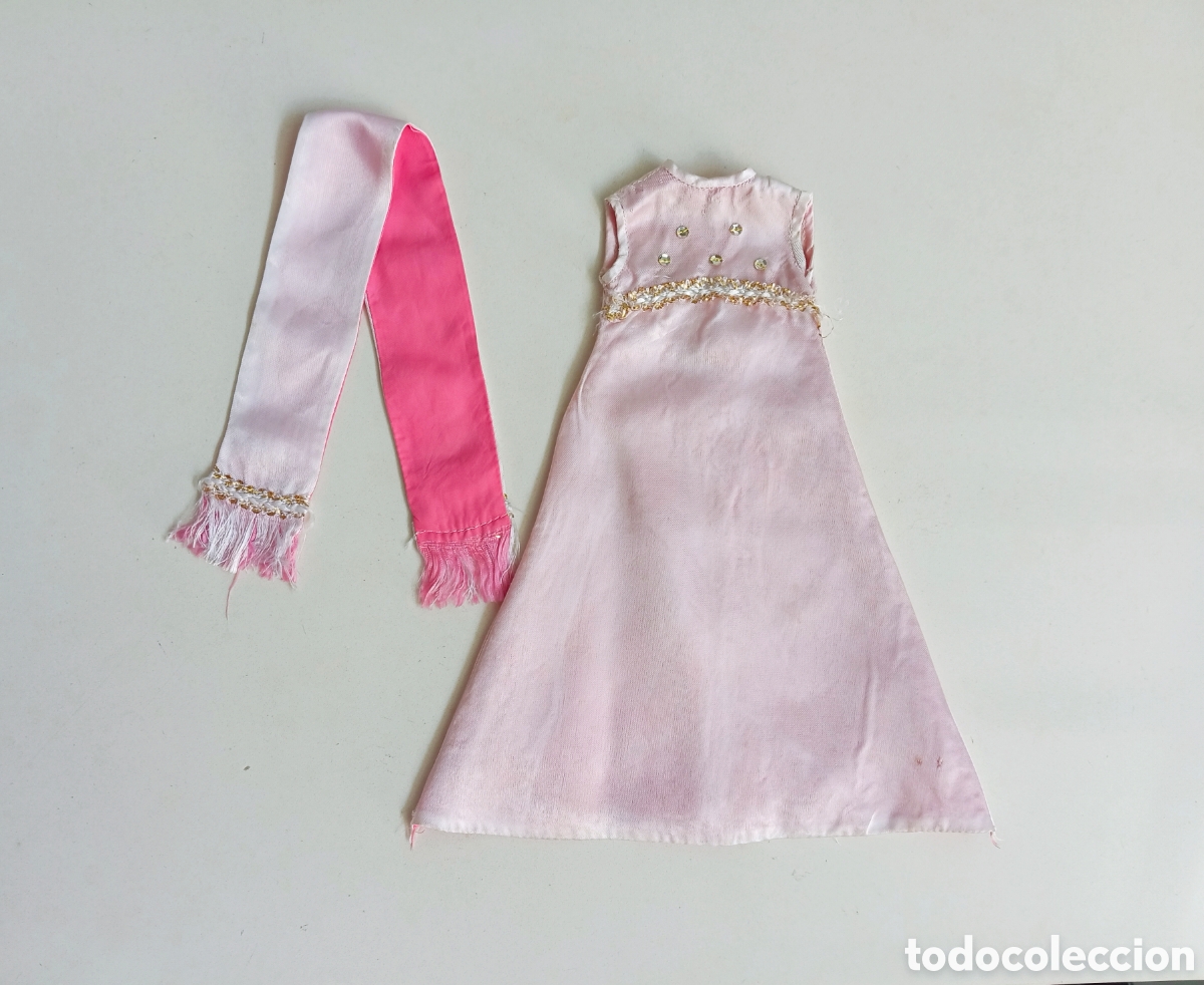 Mu&ntilde;ecas Nancy y Lucas: Nancy Puesta de Largo vestido de fiesta rosa y chal Famosa a&ntilde;os 70