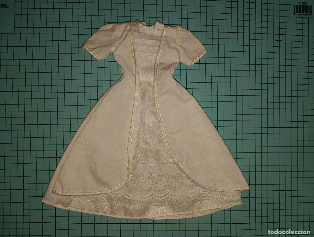 Mu&ntilde;ecas Nancy y Lucas: Vestido de comuni&oacute;n de mu&ntilde;eca Nancy