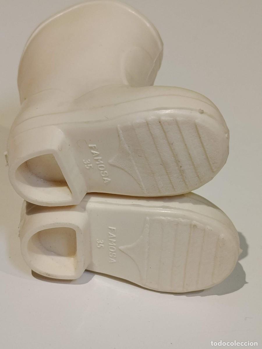 Mu&ntilde;ecas Nancy y Lucas: Botas blancas Nancy a&ntilde;os 70 - Foto 3