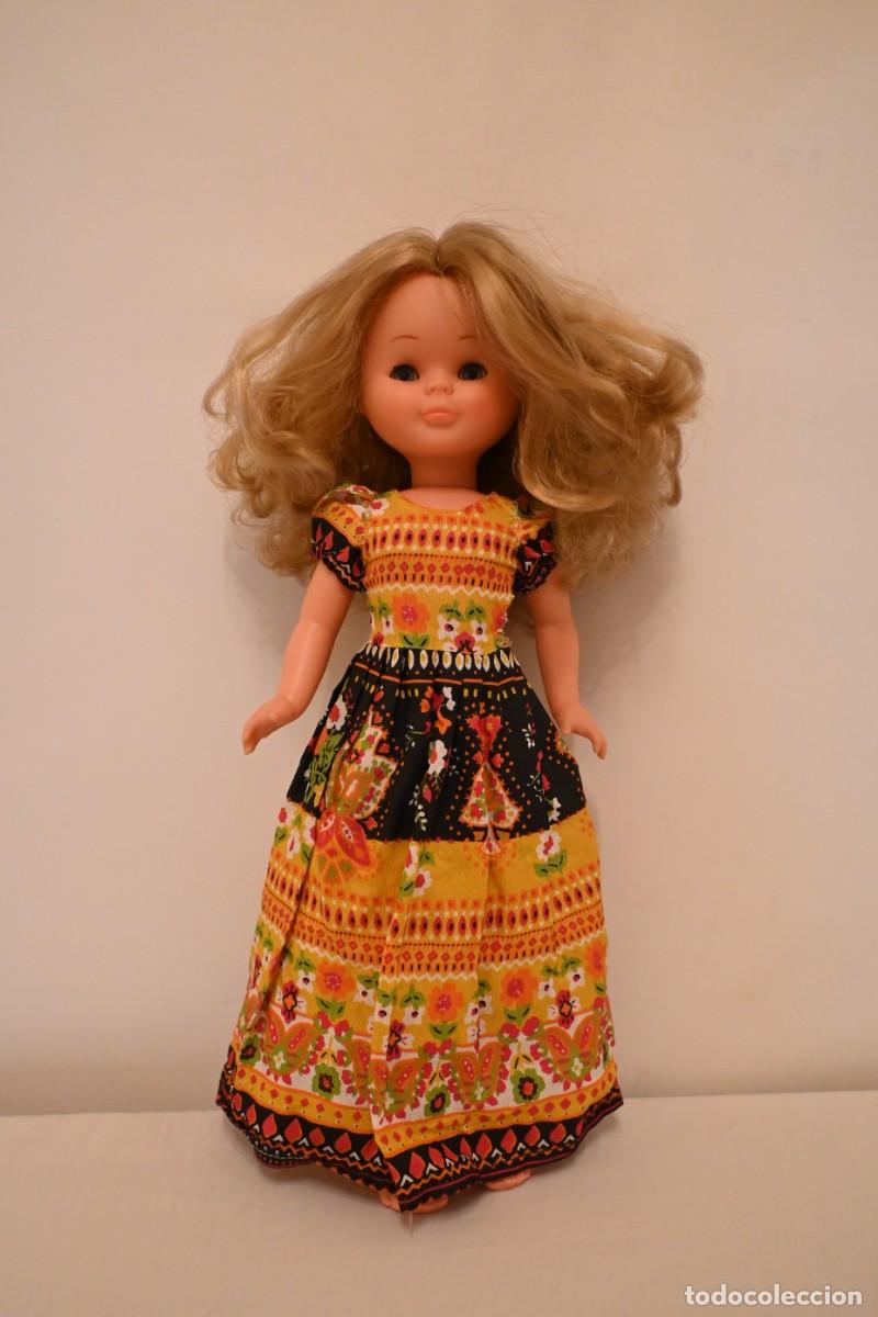 Mu&ntilde;ecas Nancy y Lucas: Nancy con Vestido Original &rdquo;De Largo&rdquo; (Ref. 80075). A&ntilde;os 70