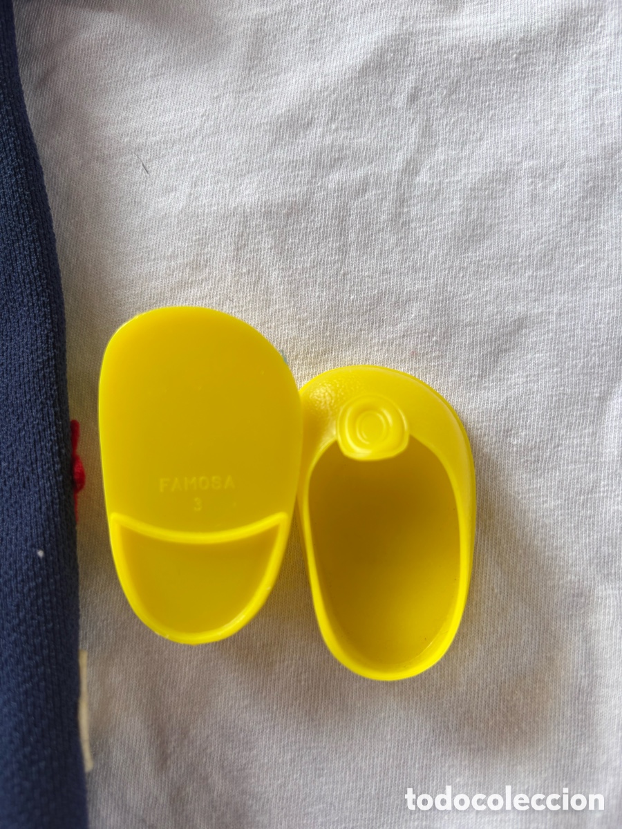 Mu&ntilde;ecas Nancy y Lucas: Zapatos amarillos Nancy originales