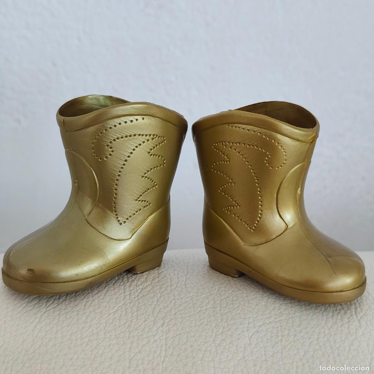 Mu&ntilde;ecas Nancy y Lucas: Nancy antiguas botas doradas zapatos cowboy de goma Famosa 4 Lucas lluvia agua
