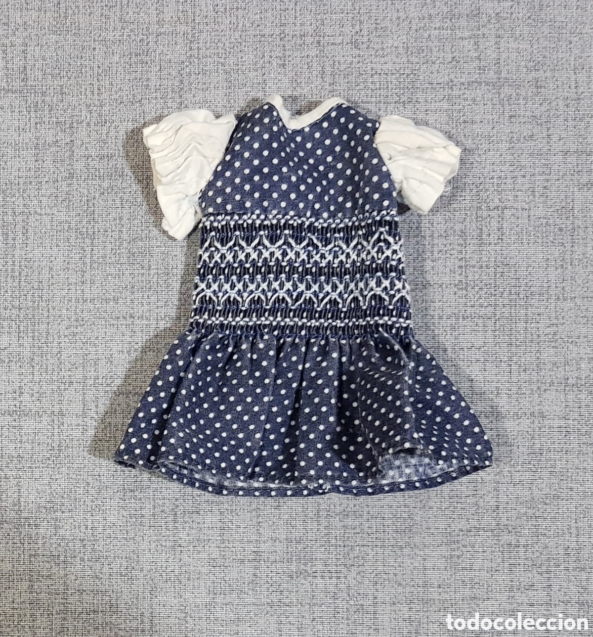 Mu&ntilde;ecas Nancy y Lucas: VESTIDO DE PASEO DE LESLY, HERMANA PEQUE&Ntilde;A DE NANCY. CON ETIQUETA.