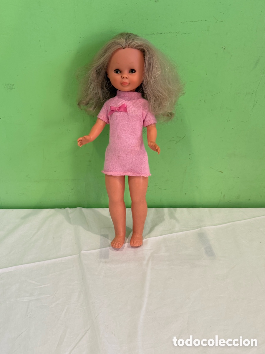 Mu&ntilde;ecas Nancy y Lucas: Mu&ntilde;eca Nancy de Famosa original vintage, pelo largo y pesta&ntilde;as completas