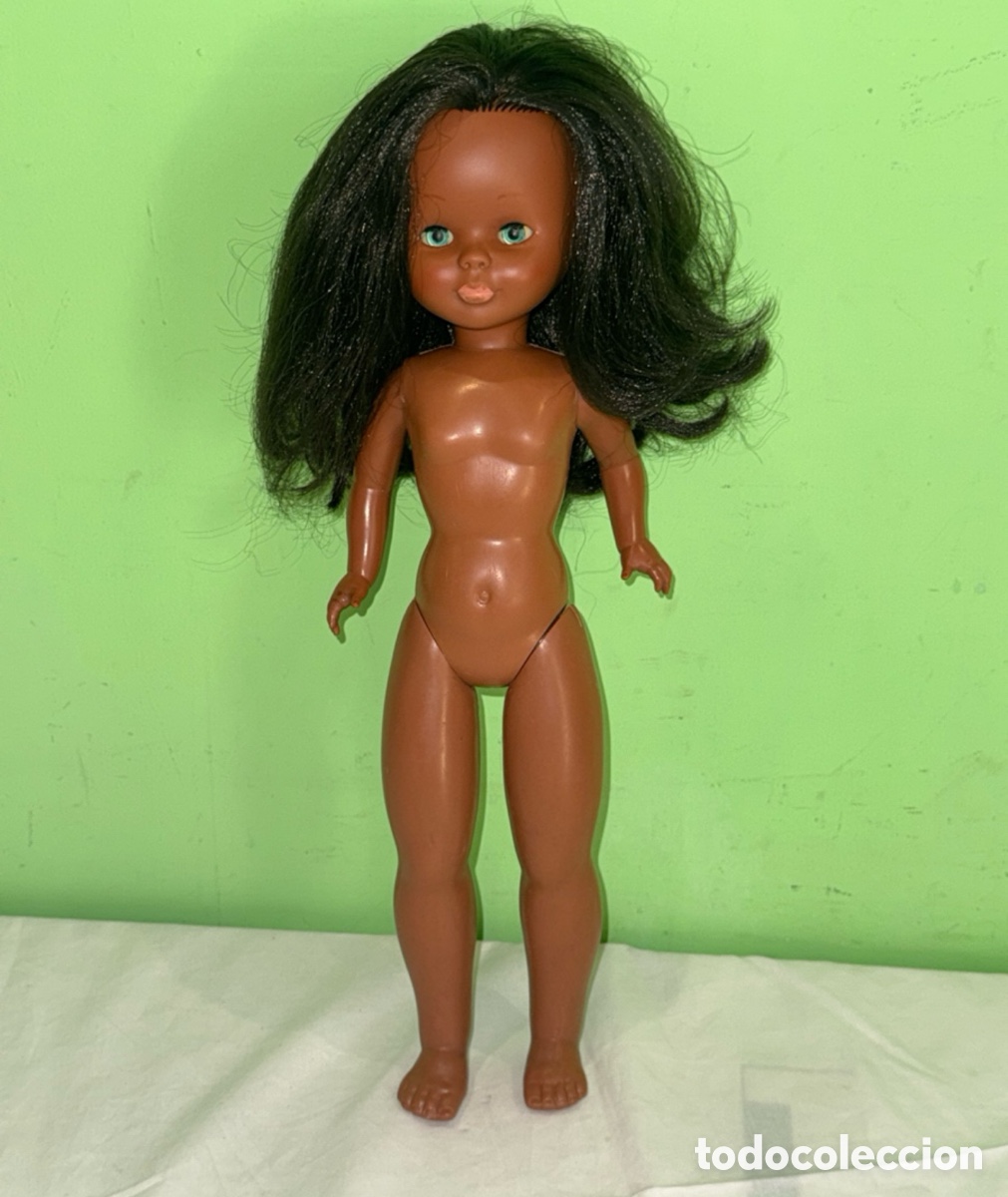 Mu&ntilde;ecas Nancy y Lucas: Nancy negrita original de Famosa, a&ntilde;os 70, ojos azules