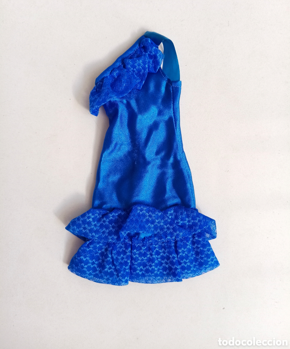 Mu&ntilde;ecas Nancy y Lucas: Nancy Daypa Boutique fashion vestido fiesta azul Klein con volantes a&ntilde;os 80 Ninua Creaciones Marco