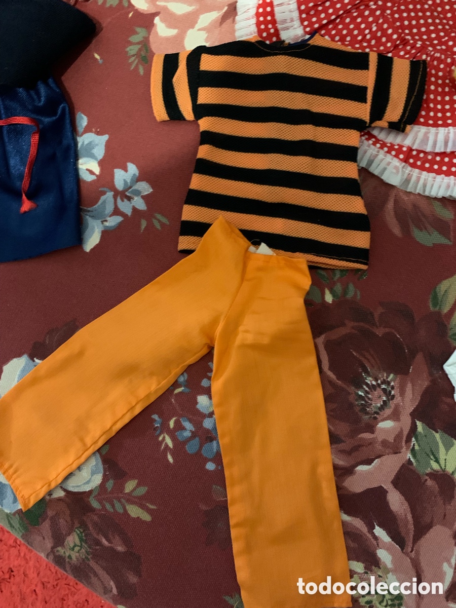 Mu&ntilde;ecas Nancy y Lucas: NANCY TRAJE ORANGE MENTA EN NARANJA