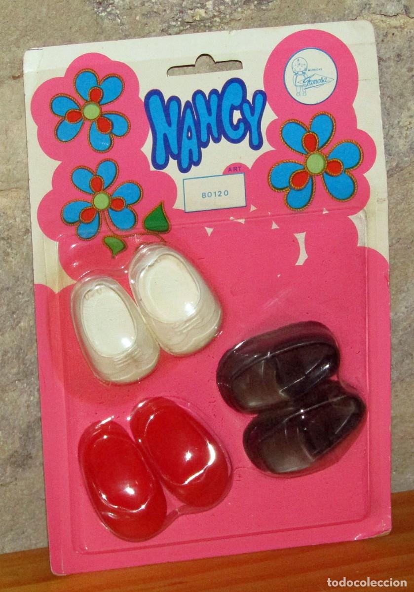 Mu&ntilde;ecas Nancy y Lucas: NANCY, DE FAMOSA: ANTIGUO BLISTER CON 3 PARES DE ZAPATOS - 80120 - NUEVO - A&Ntilde;OS 70