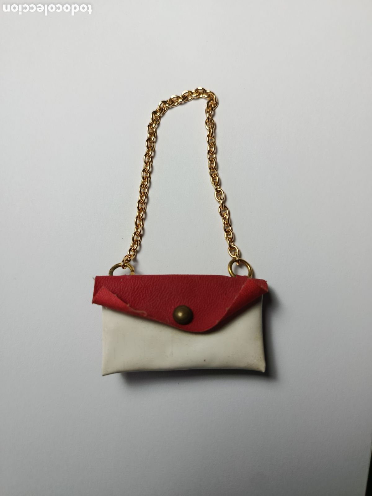 Mu&ntilde;ecas Nancy y Lucas: Bolso Nancy rojo y blanco, cadena dorada. - Foto 3