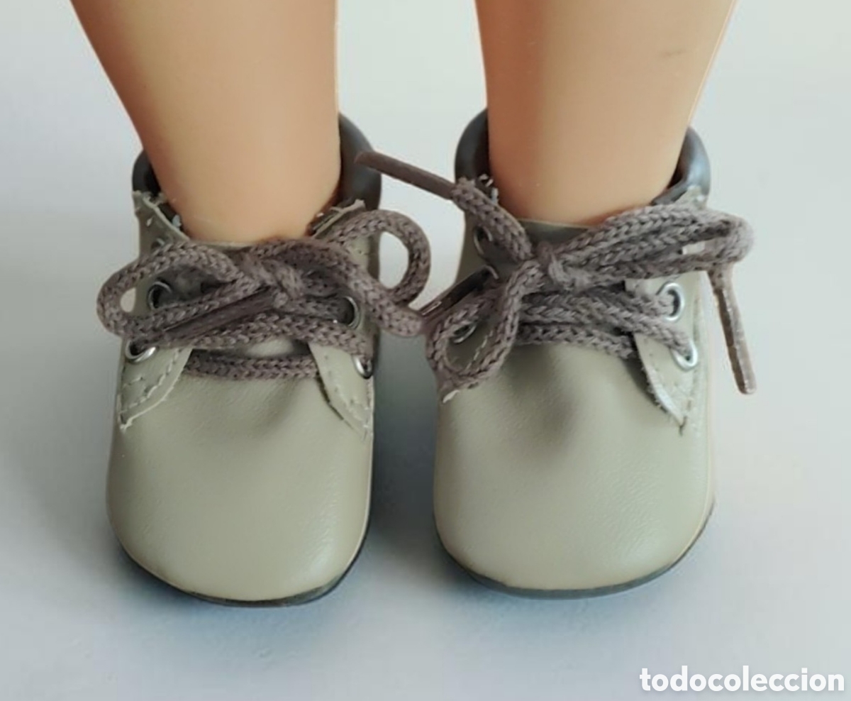 Mu&ntilde;ecas Nancy y Lucas: :::: S66 - ZAPATILLA MIEL DE ABEJA VALIDAS PARA NANCY O LUCAS