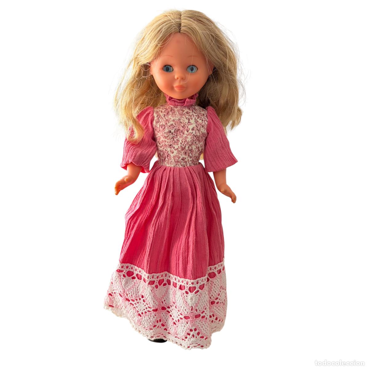 Mu&ntilde;ecas Nancy y Lucas: Mu&ntilde;eca Nancy Rubia con conjunto Ibicenca original ojos margarita azules articulada