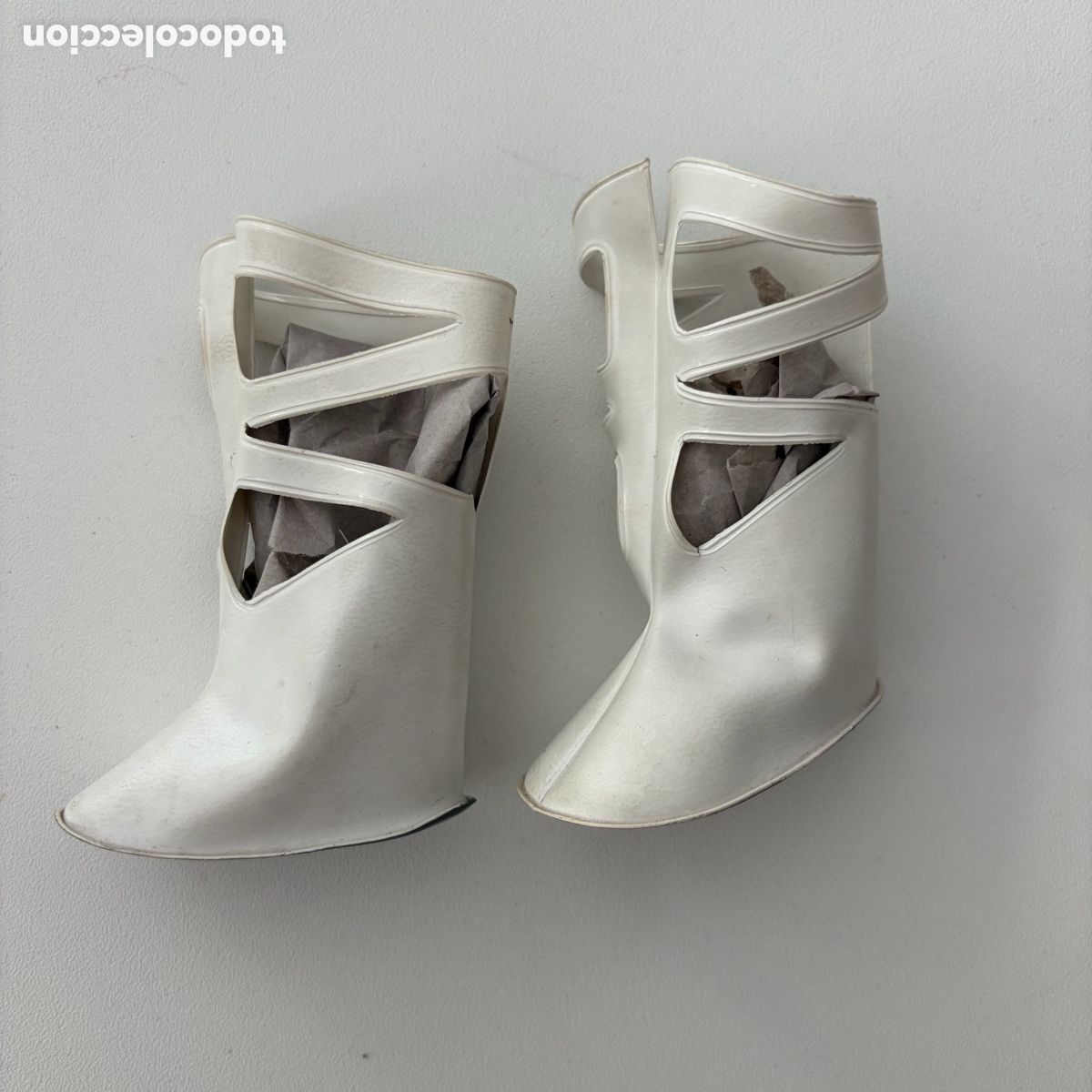 Mu&ntilde;ecas Nancy y Lucas: BOTAS BLANCAS DE TIRAS MU&Ntilde;ECA NANCY CONJUNTO FALDA MINI SHORT ORIGINALES A&Ntilde;OS 70 80092