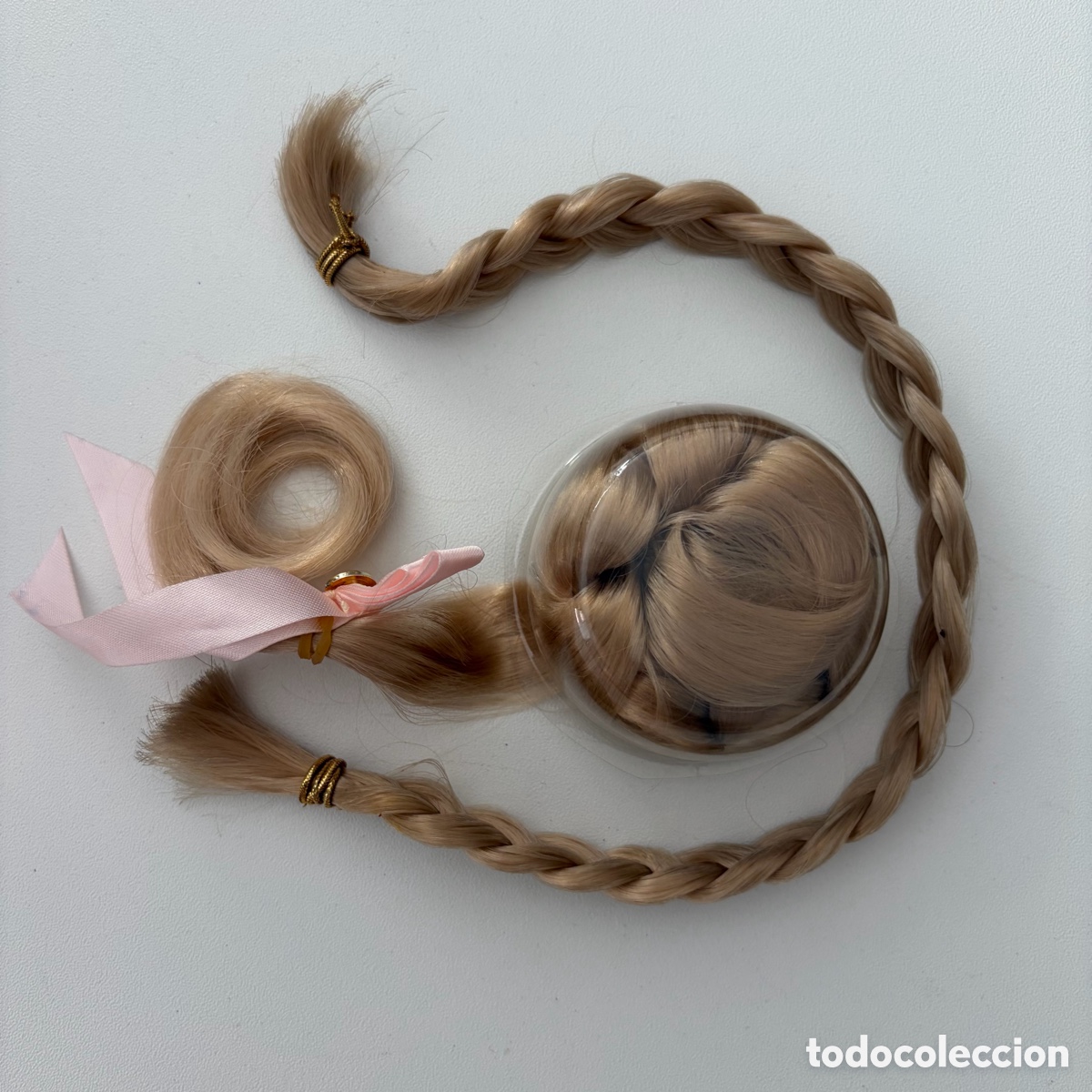 Mu&ntilde;ecas Nancy y Lucas: Postizo mo&ntilde;o trenza rubio de la mu&ntilde;eca Nancy original Famosa