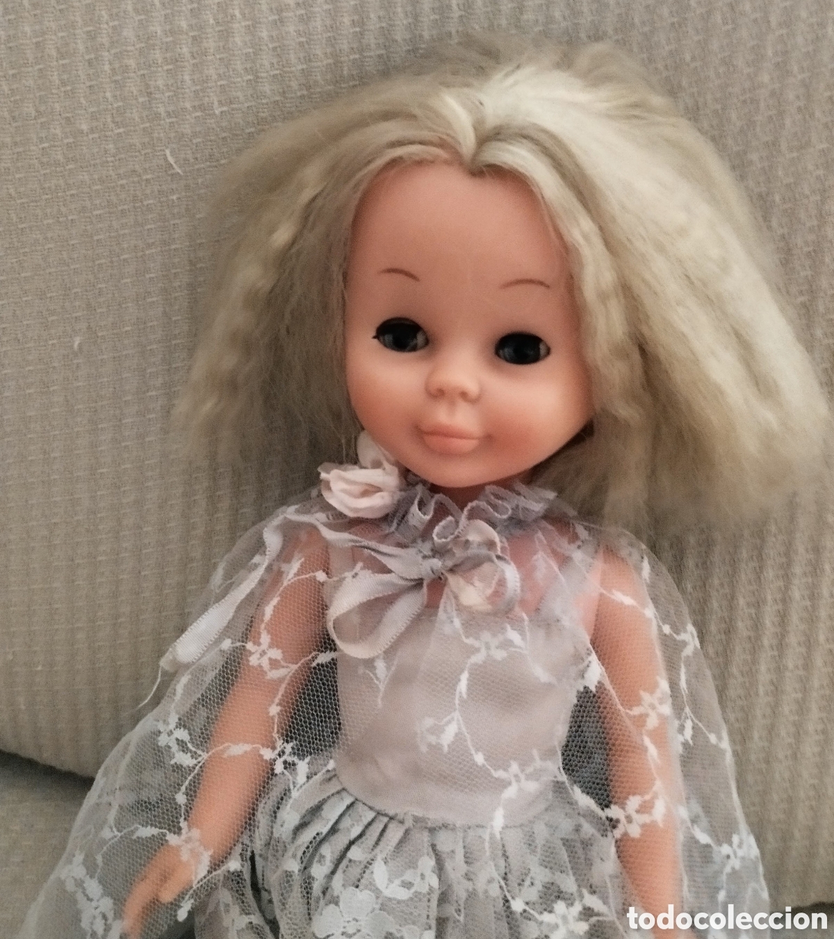 Mu&ntilde;ecas Nancy y Lucas: MU&Ntilde;ECA NANCY DE FAMOSA A&Ntilde;OS 70 CONJUNTO DE FIESTA DE ENCAJE