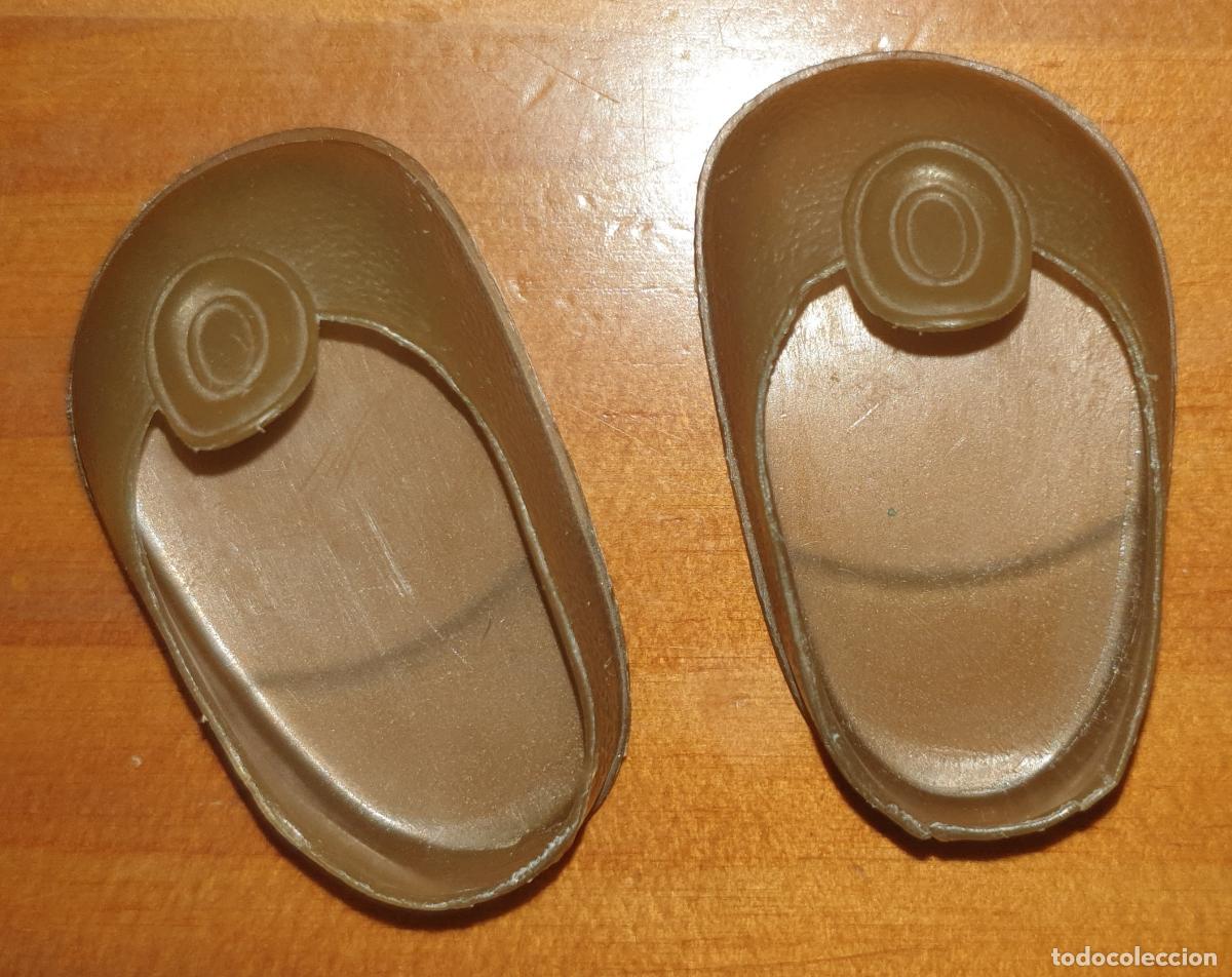 Mu&ntilde;ecas Nancy y Lucas: ZAPATOS DE NANCY DORADOS TRANSPARENTES A&Ntilde;OS 70-80