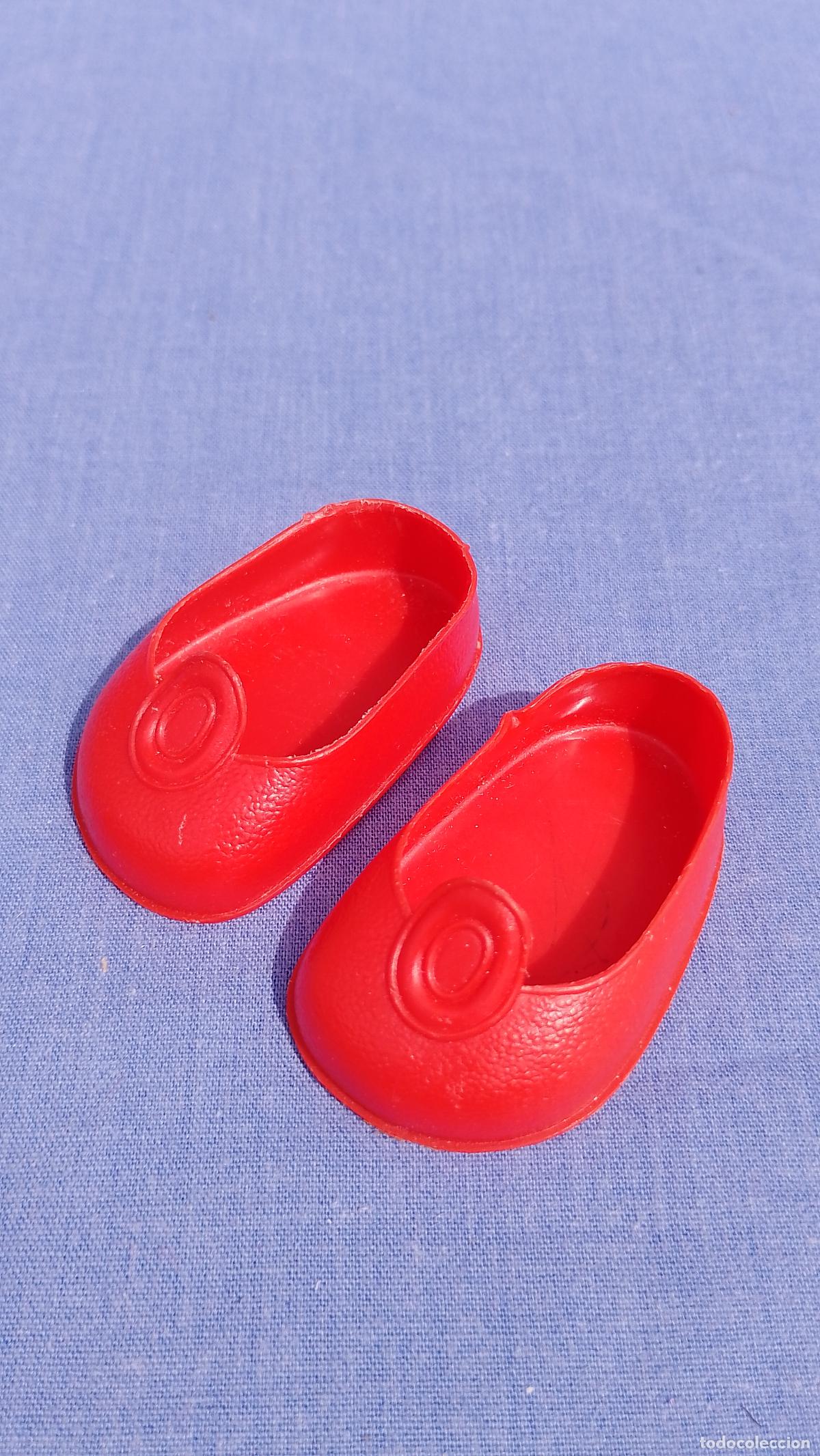 Mu&ntilde;ecas Nancy y Lucas: Antiguos zapatos rojos originales de mu&ntilde;eca Nancy de Famosa