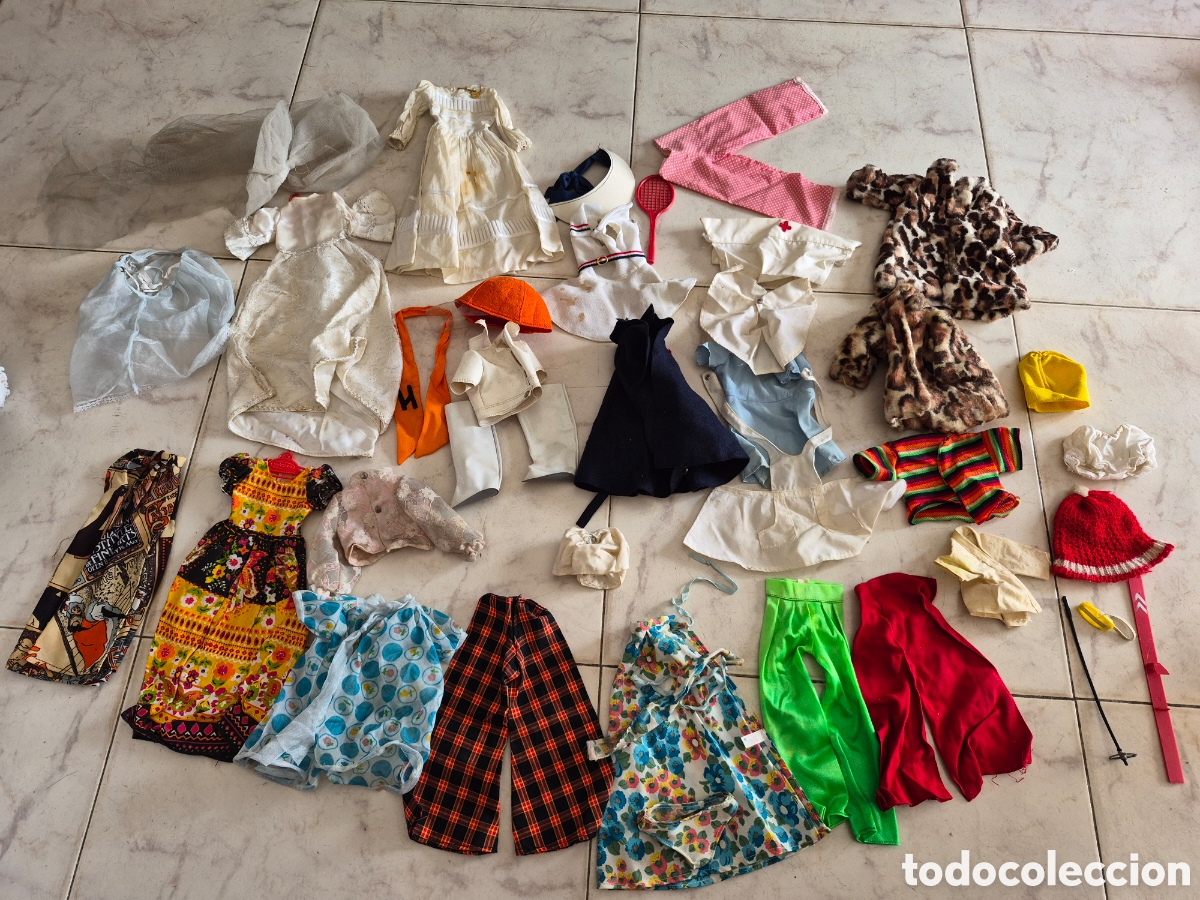 Mu&ntilde;ecas Nancy y Lucas: Lote ropa mu&ntilde;eca Nancy Famosa