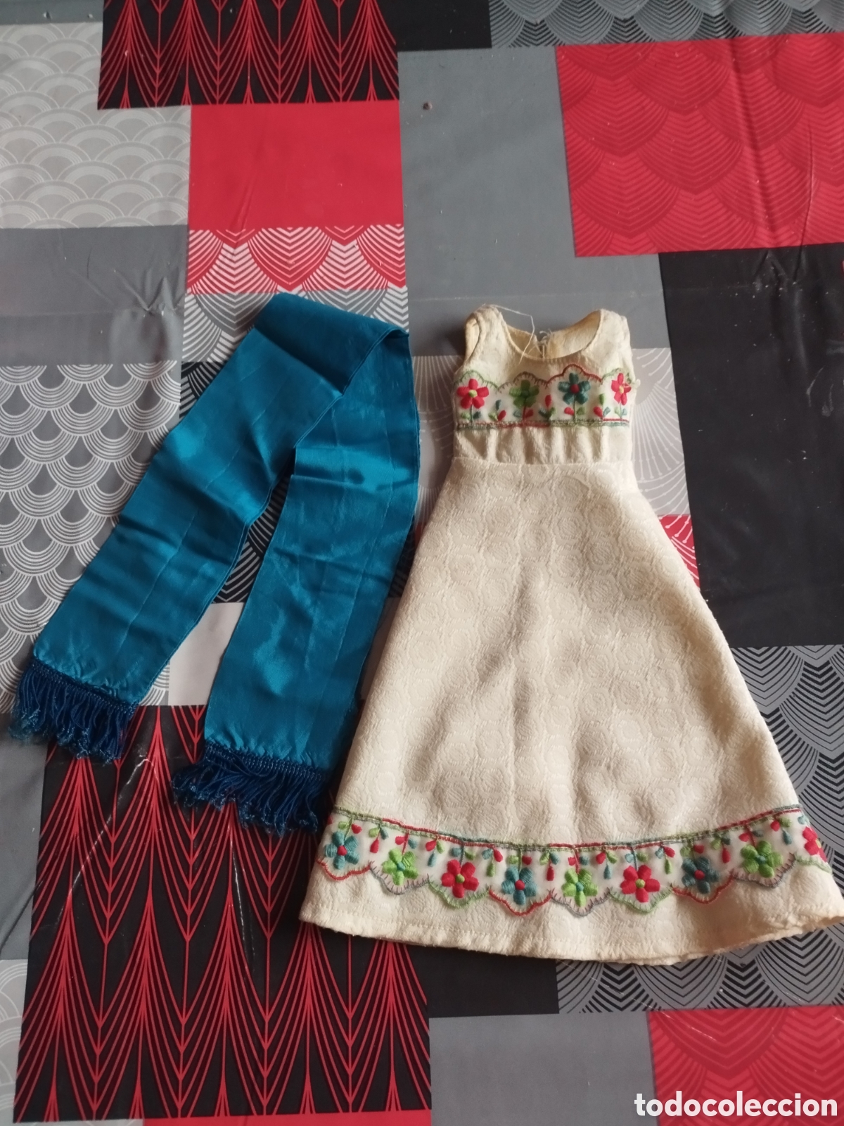 Mu&ntilde;ecas Nancy y Lucas: Conjunto chal de Nancy vintage - Foto 1
