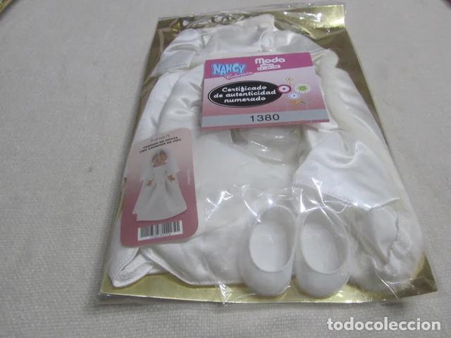 Mu&ntilde;ecas Nancy y Lucas: Vestido Nancy de Famosa Novia con adornos de piel con certificado de autenticidad