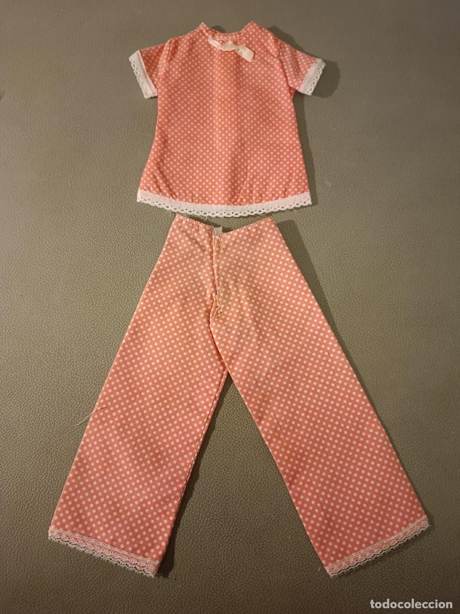 Mu&ntilde;ecas Nancy y Lucas: Conjunto de mu&ntilde;eca Nancy Pijama rosa lunares N&ordm;1