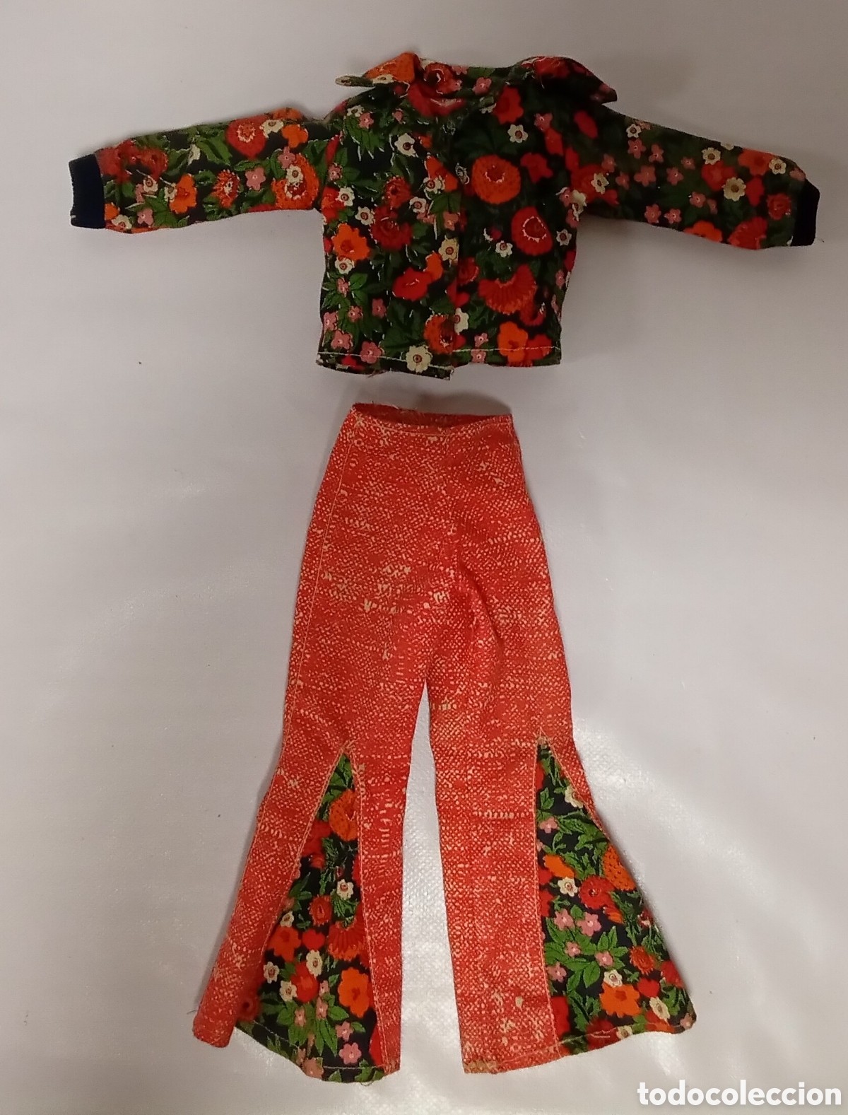 Mu&ntilde;ecas Nancy y Lucas: Conjunto pantal&oacute;n y camisa flores para Nancy de Famosa a&ntilde;os 70 Espa&ntilde;a