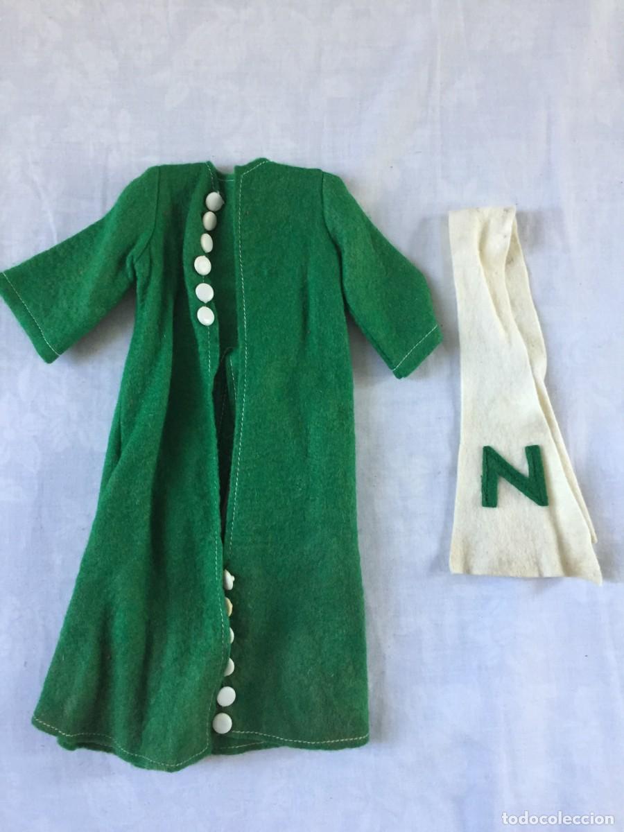 Mu&ntilde;ecas Nancy y Lucas: CONJUNTO DE MAXI ABRIGO DE NANCY, a&ntilde;os 70, Maxi abrigo en verde