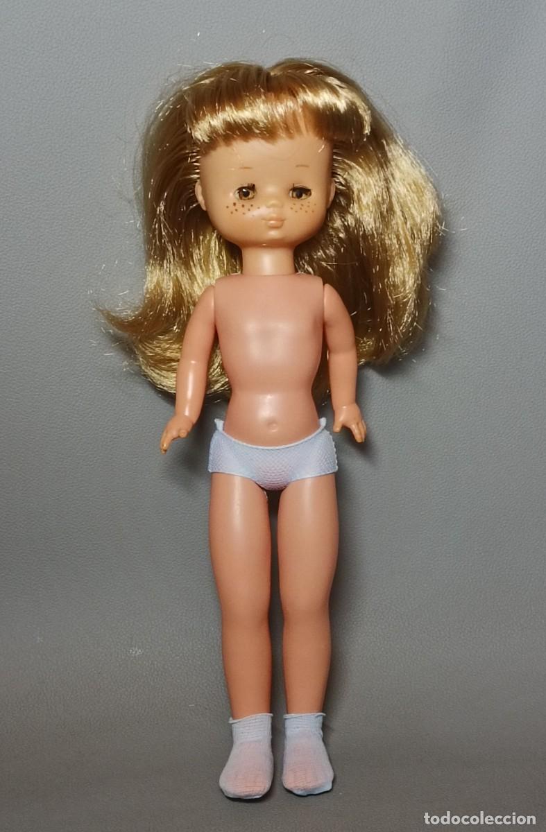 Mu&ntilde;ecas Nancy y Lucas: Mu&ntilde;eca Lesly con conjunto Liberty N&ordm;5 - Foto 4