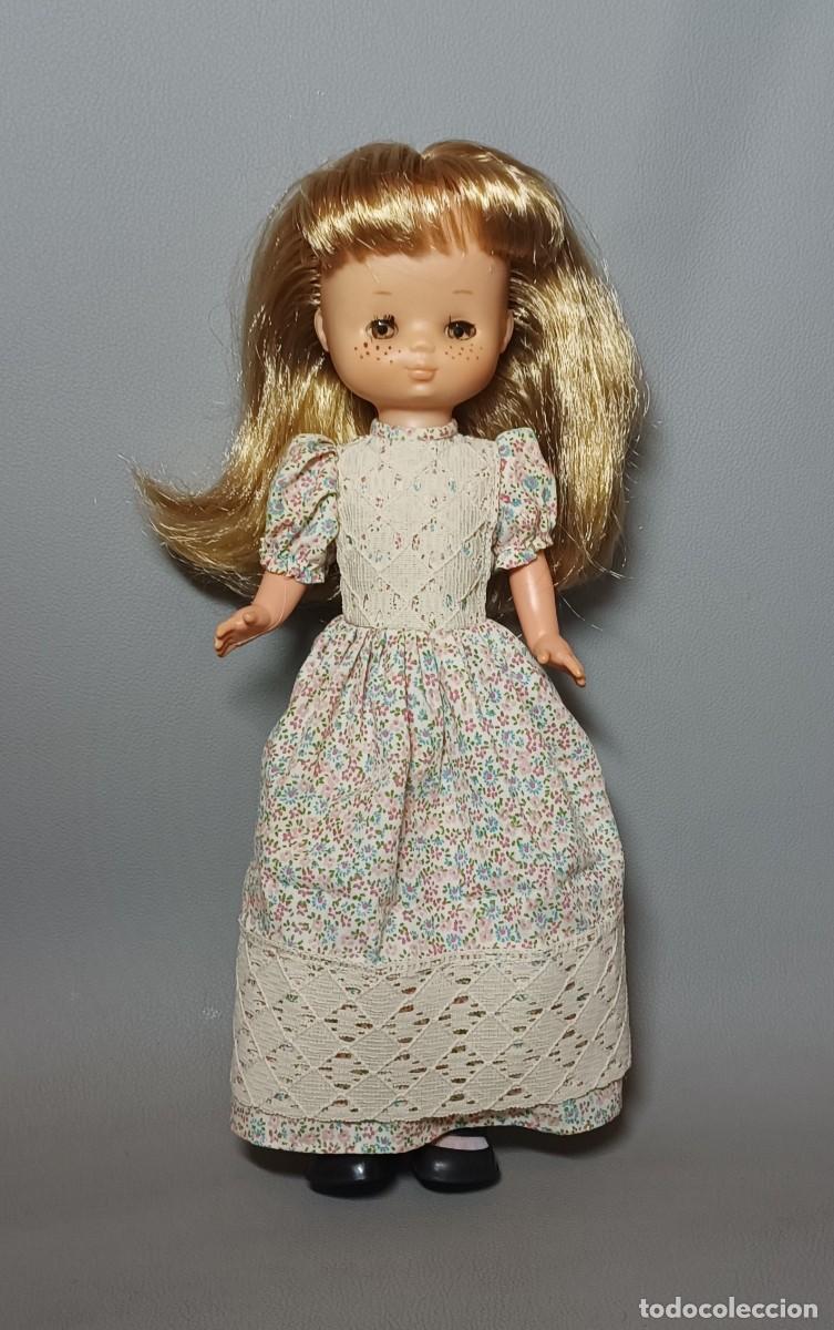 Mu&ntilde;ecas Nancy y Lucas: Mu&ntilde;eca Lesly con conjunto Liberty N&ordm;5 - Foto 6