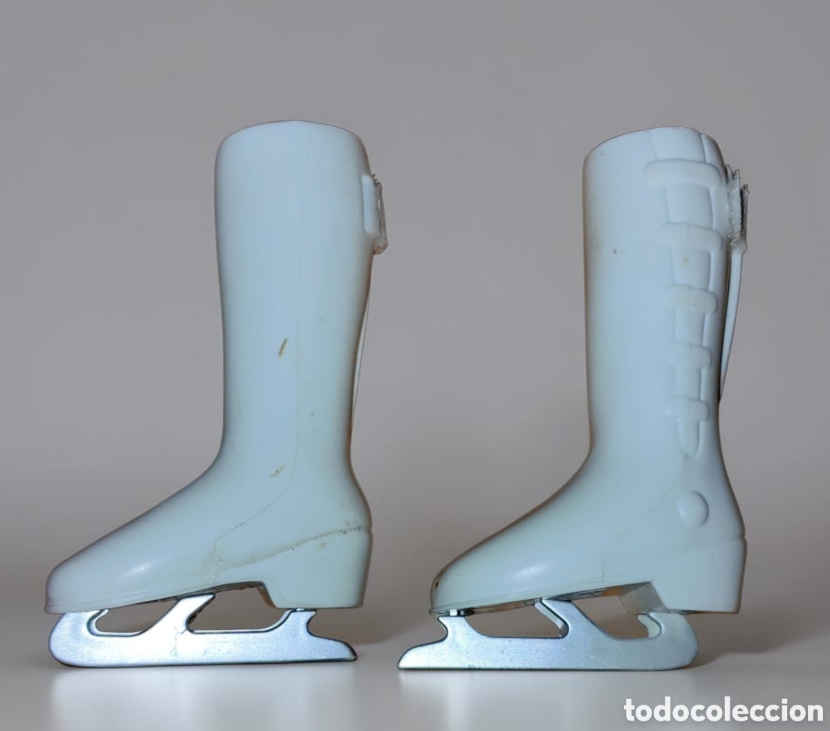 Mu&ntilde;ecas Nancy y Lucas: :::: PV15 - BOTAS BLANCAS NANCY NEW